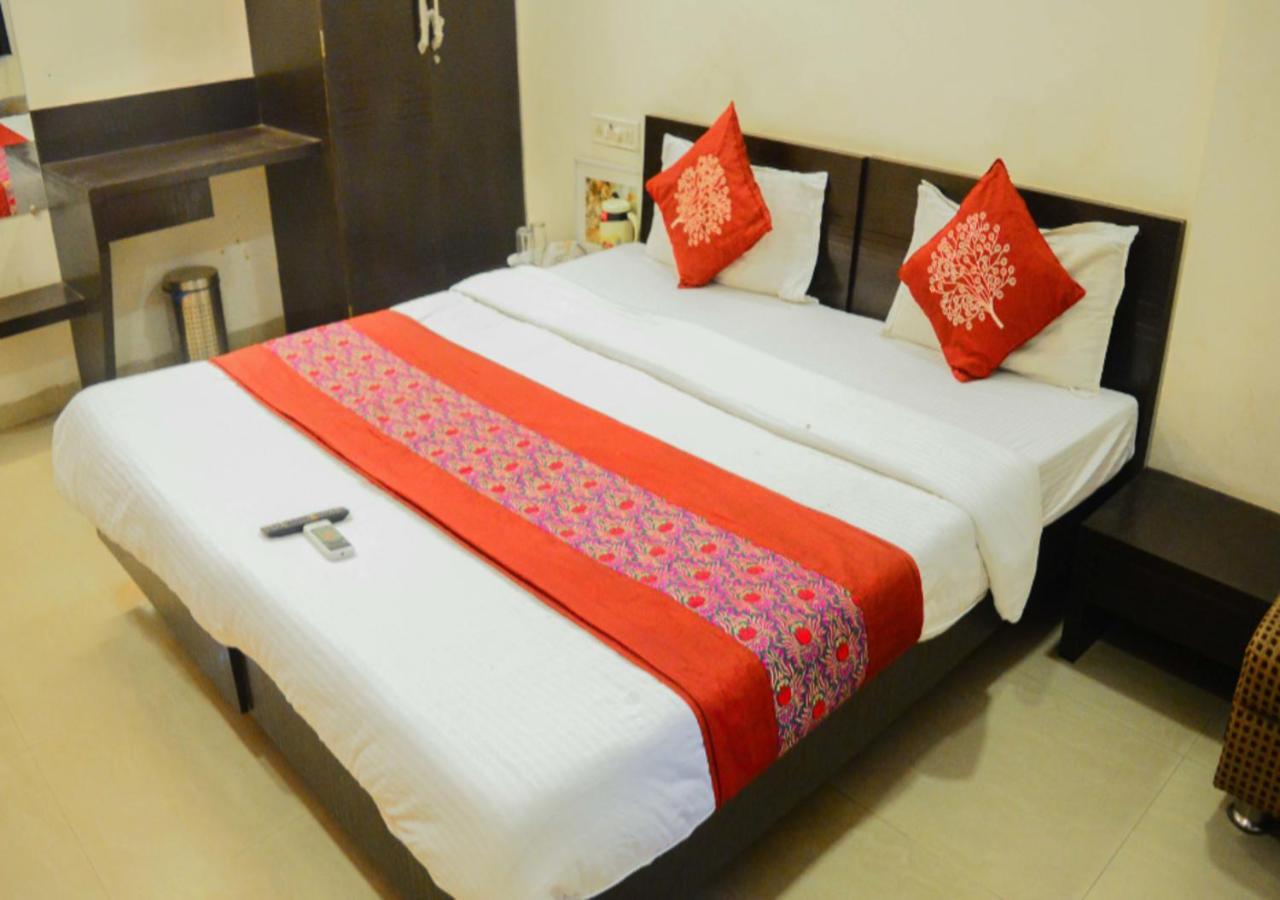 Hotel Royal Palace - 150 Meters From Mahakal Temple Ujjain Luaran gambar